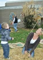 MomSonHayToss