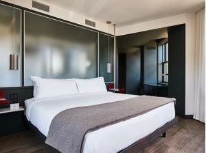 CornerSuite