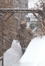 ManInSnowStrm